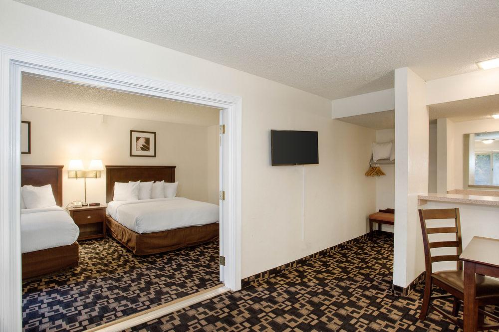 Morningglory Inn & Suites Bellingham Exterior photo
